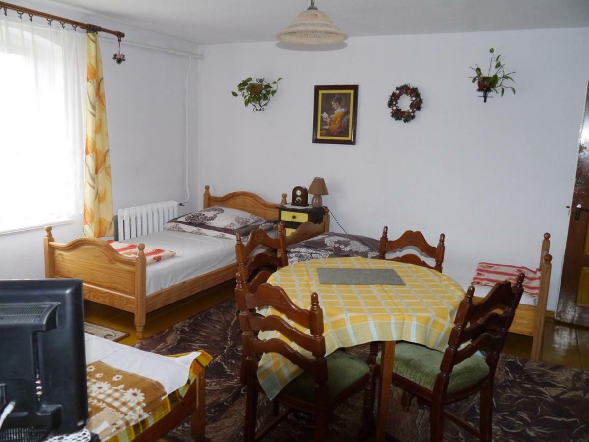 Pod Kasztanem Gospodarstwo Agroturystyczne Stronie Slaskie Exterior foto